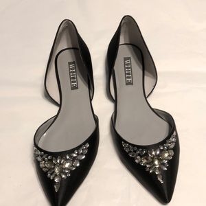 NWT VERA WANG BLACK FLATS.